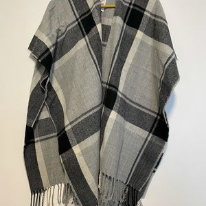 LOFT poncho